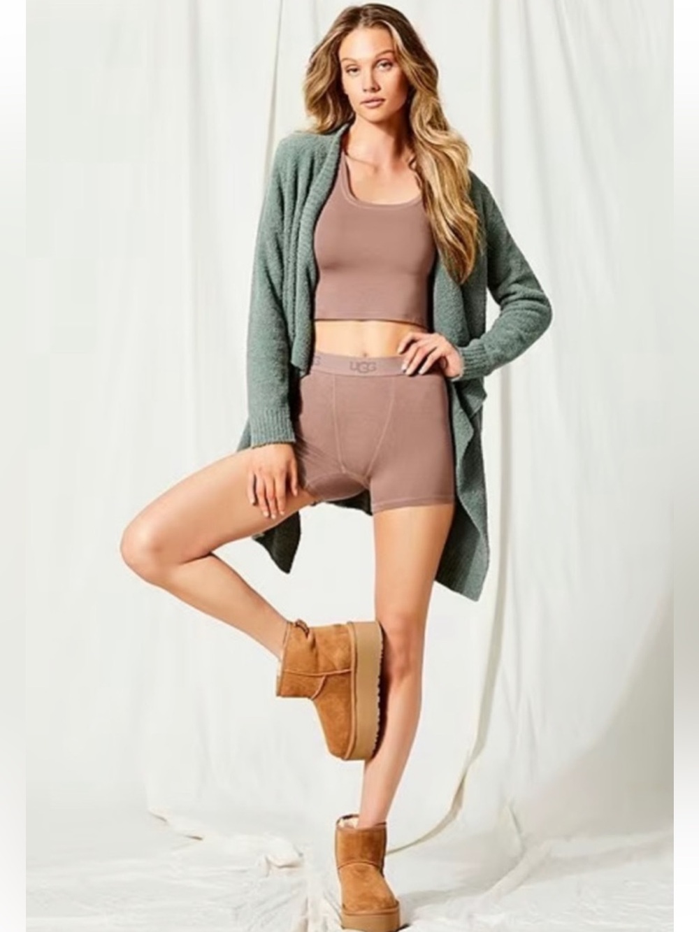 UGG Alexiah High Waist Boy Short in Allspice Brown Size Large NWT
